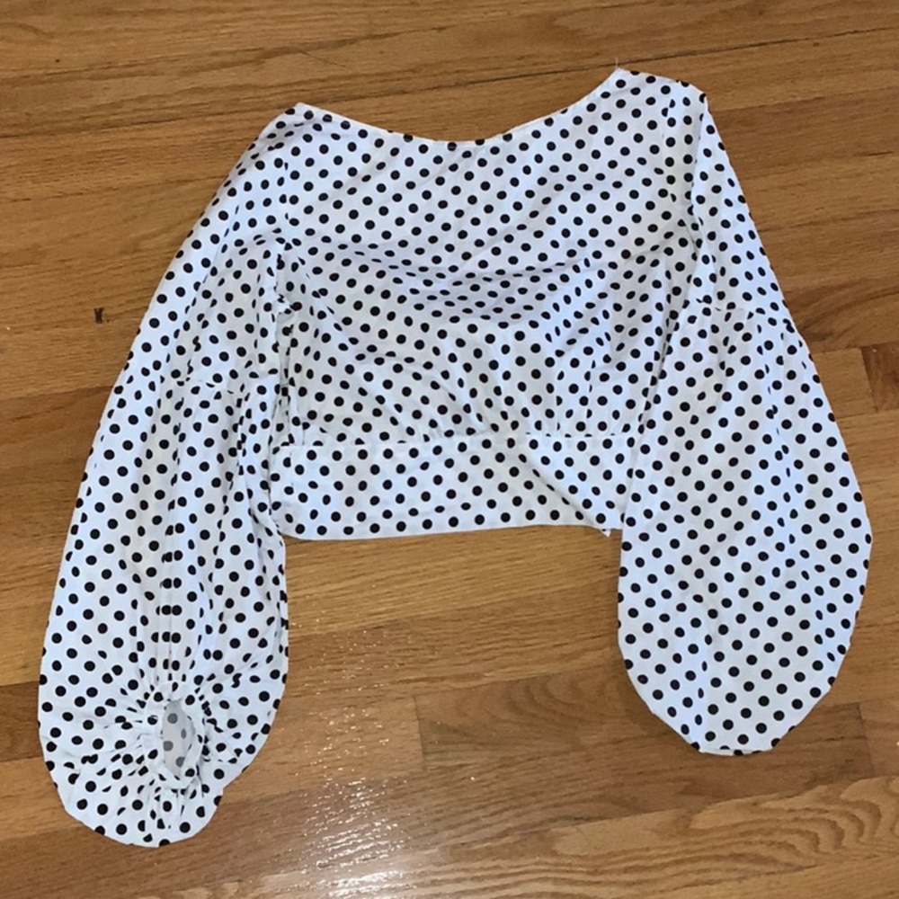 Black And White Polkadot Crop Top Blouse